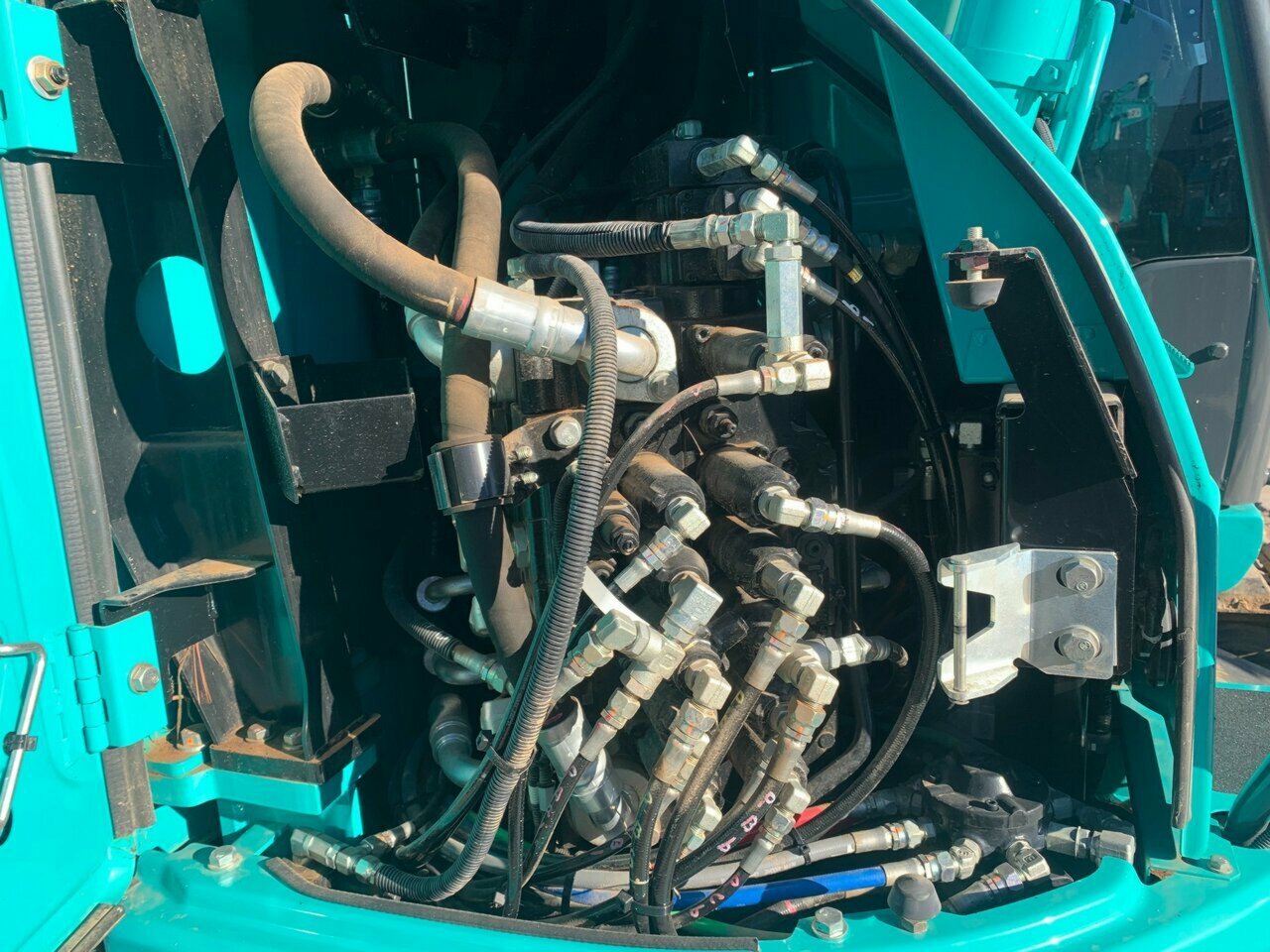 2018 KOBELCO SK135SR -3 1D TRACK MOUNTED EXCAVATOR