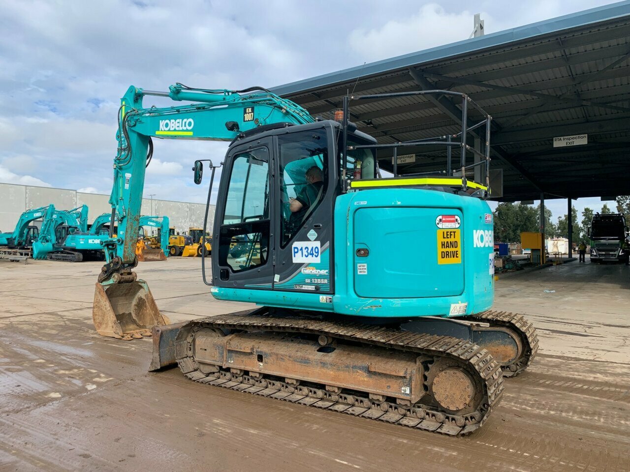 2016 KOBELCO SK135SR -3 1D TRACK MOUNTED EXCAVATOR