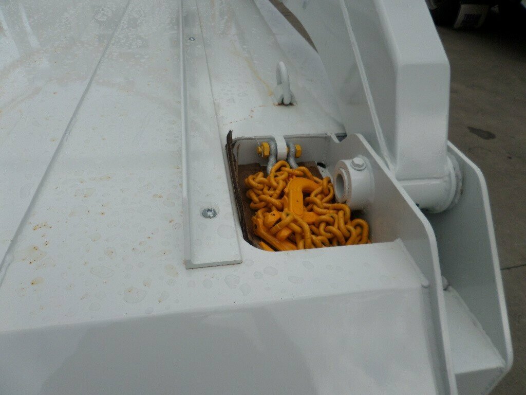 2022 FUSO FIGHTER 1224 5 SP AUTOMATIC BIN LIFTER