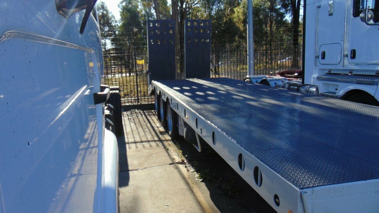 TAG-A-LONG TRAILER
