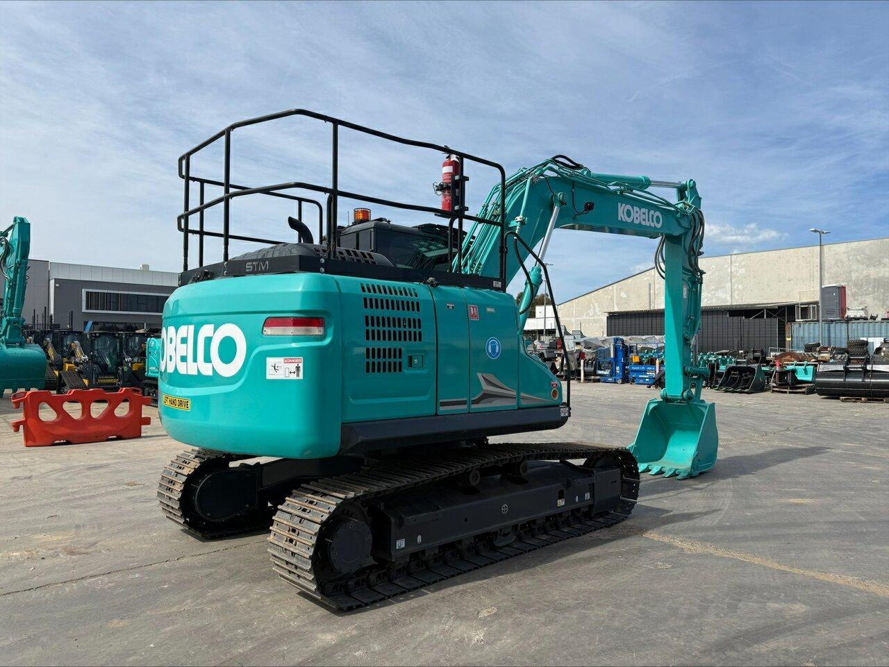 KOBELCO SK140LC-11 EXCAVATOR