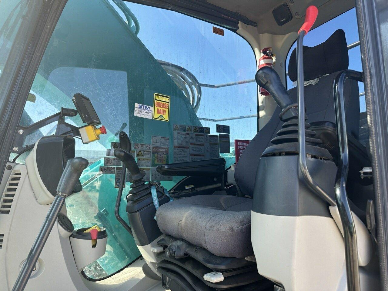 2017 KOBELCO SK235SR -2 EXCAVATOR