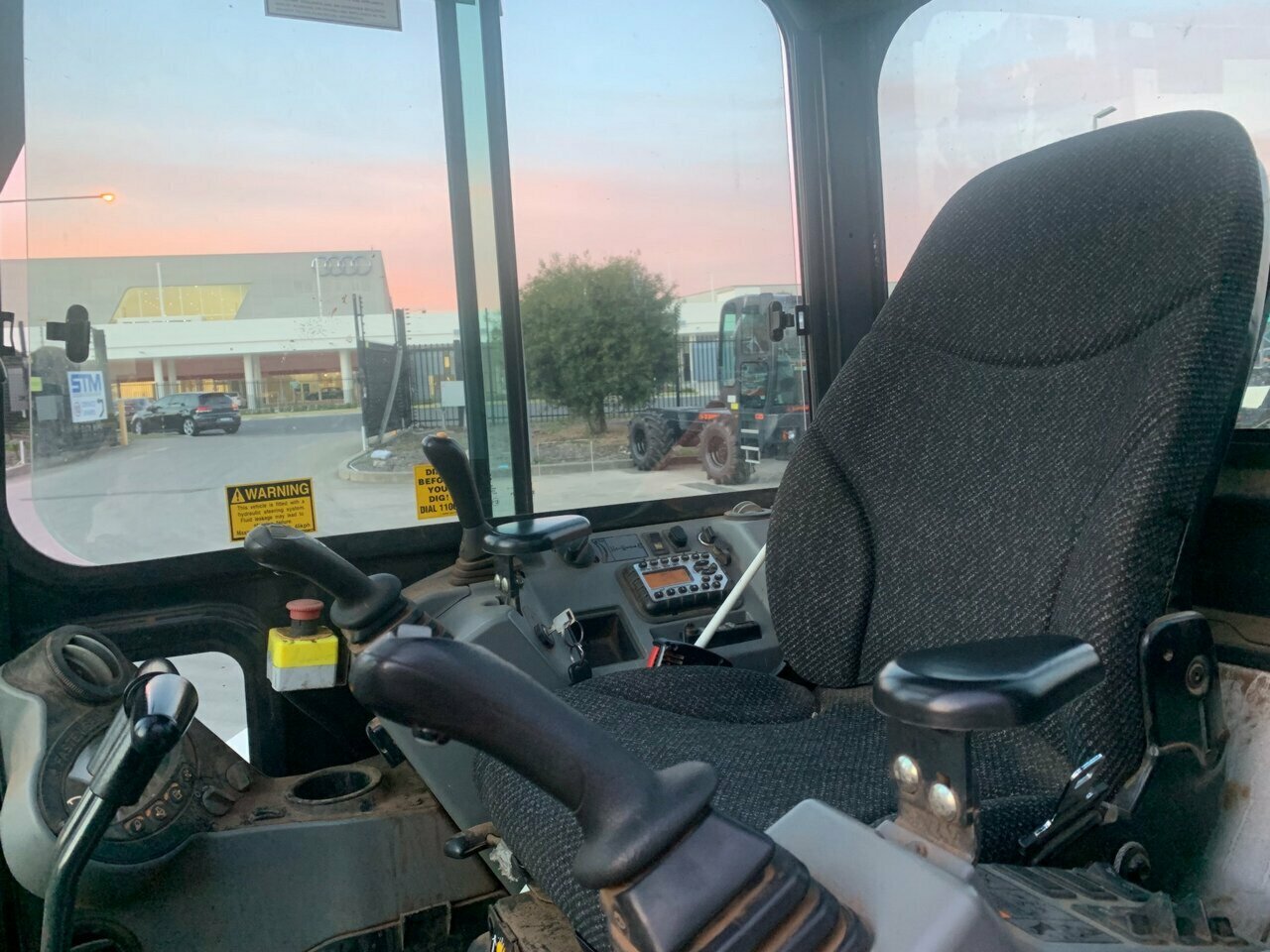 2017 E50 EXCAVATOR