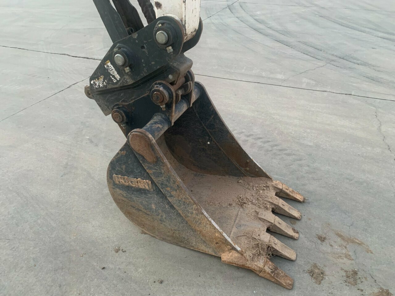 2017 E50 EXCAVATOR