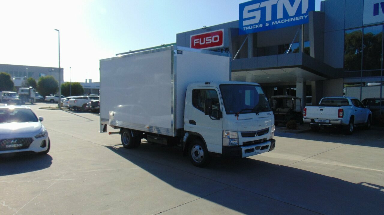 2022 FUSO CANTER 515W 6 SP AUTOMATED MANUAL PANTECH