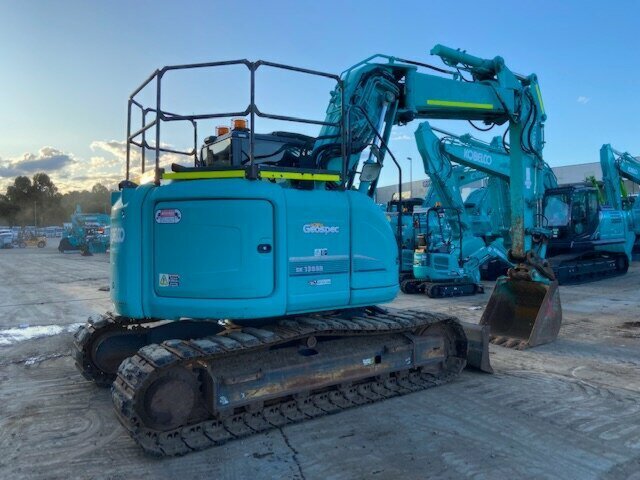 2015 KOBELCO SK135SR-3 AIRCAB EXCAVATOR