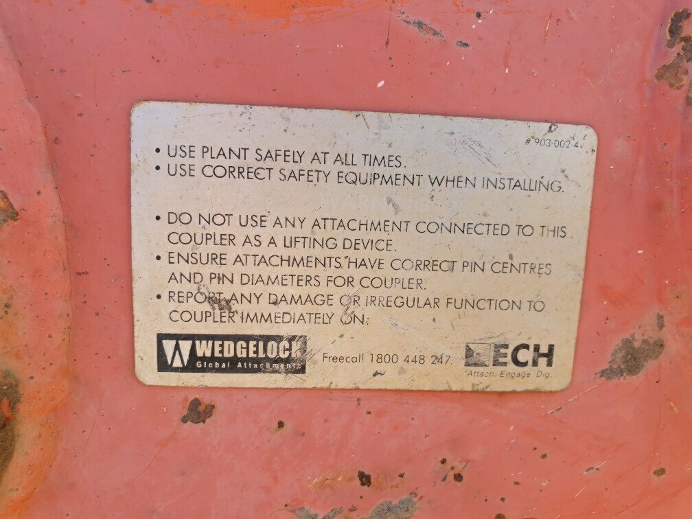 2016 HITACHI ZH210LC