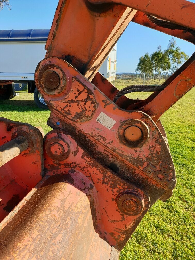 2016 HITACHI ZH210LC