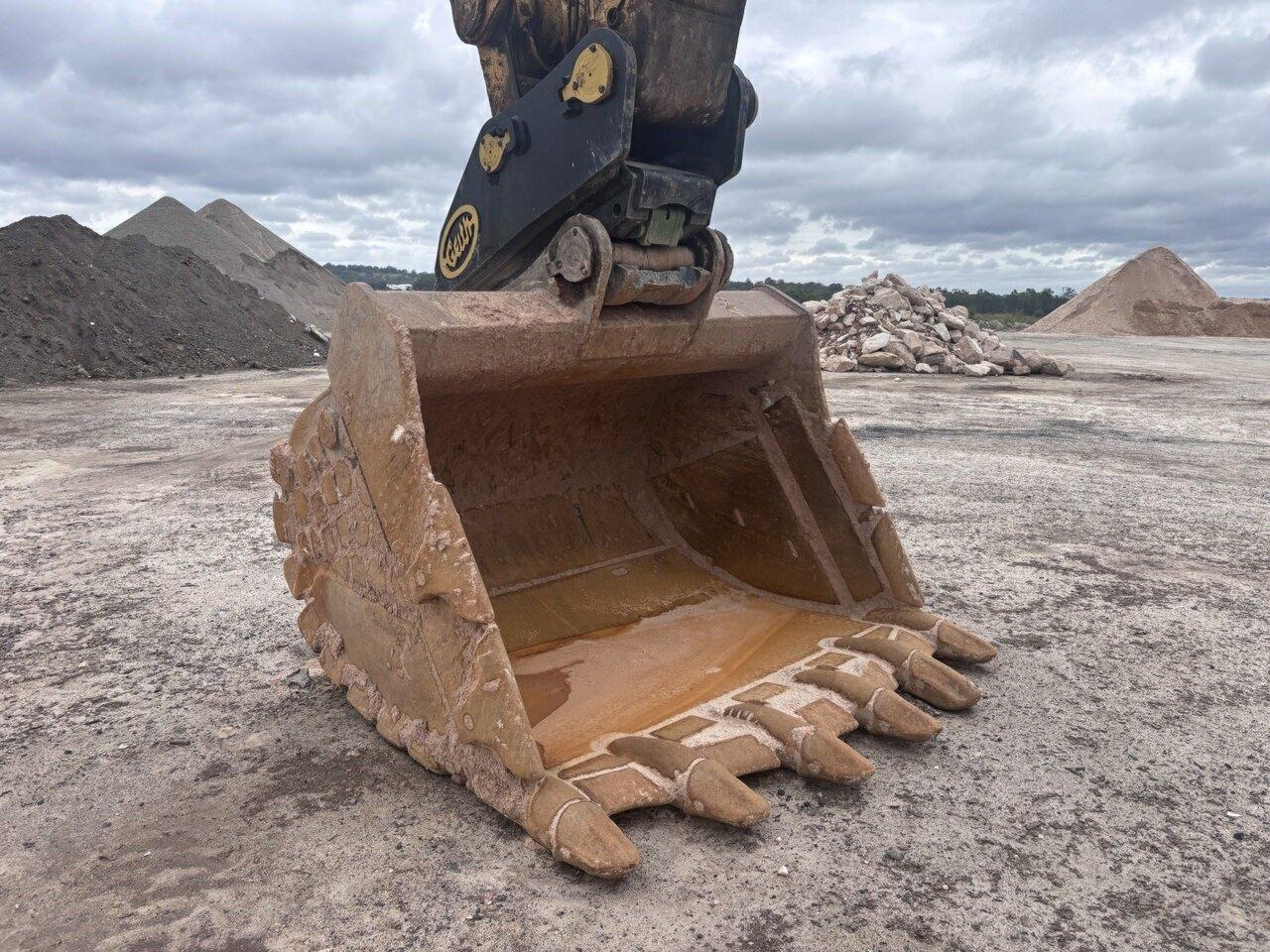 2021 HITACHI ZX75US-5A EXCAVATOR