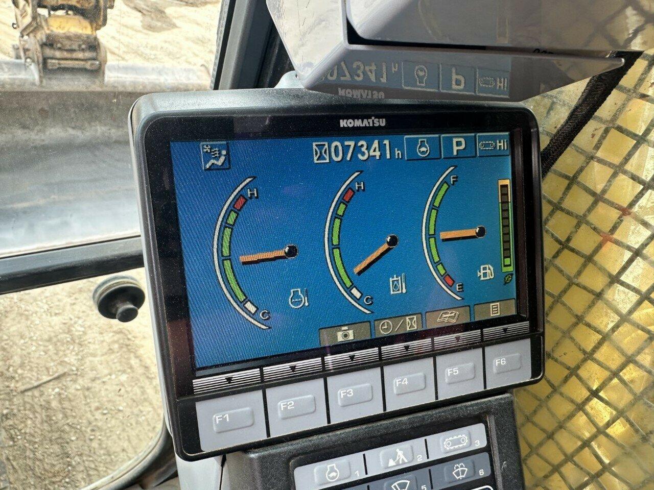 2019 KOMATSU PC270LC-8 EXCAVATOR