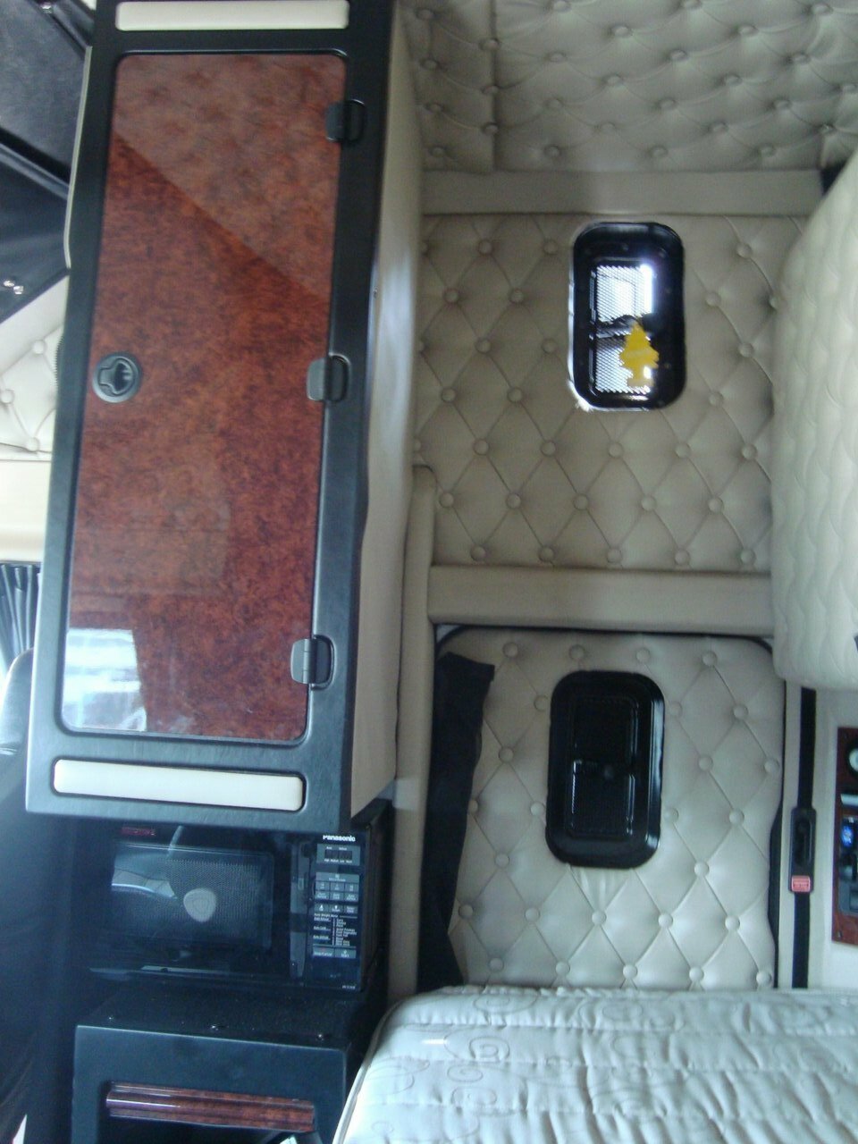 2016 KENWORTH K200 18 SP MANUAL 2D PRIME MOVER