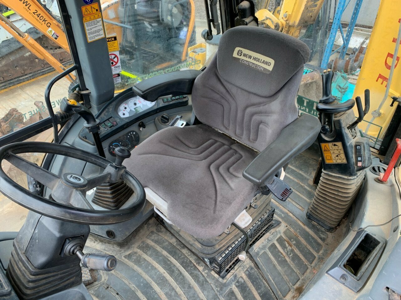 2015 NEW HOLLAND B110B