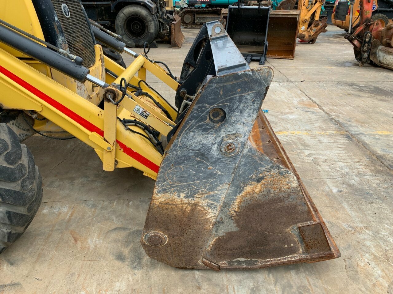 2015 NEW HOLLAND B110B