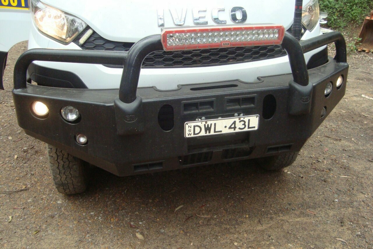 2017 IVECO DAILY 4X4 6 SP MANUAL 4D TRAY