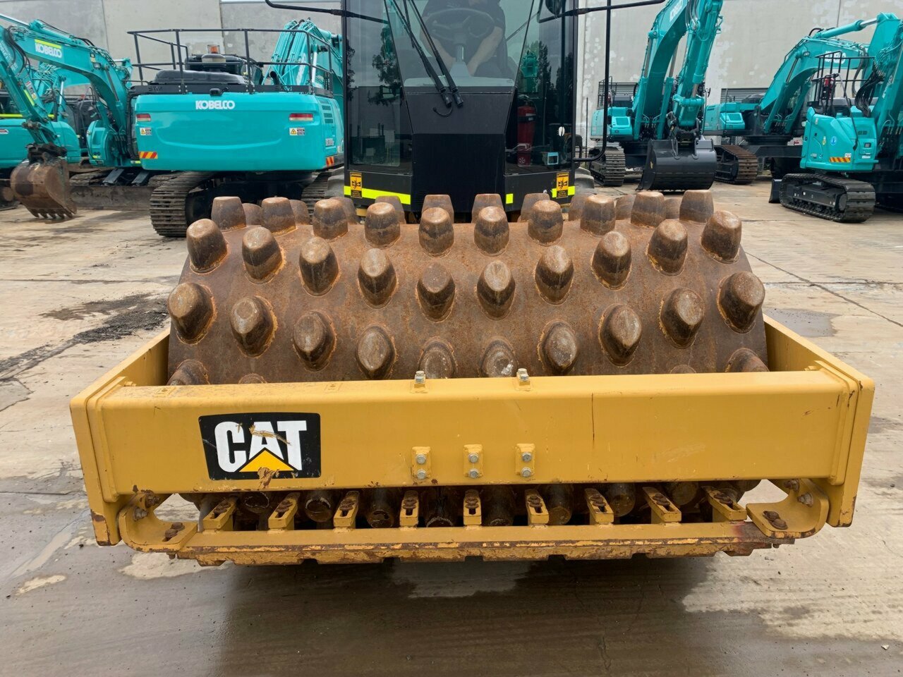 CATERPILLAR CP56B ROLLER