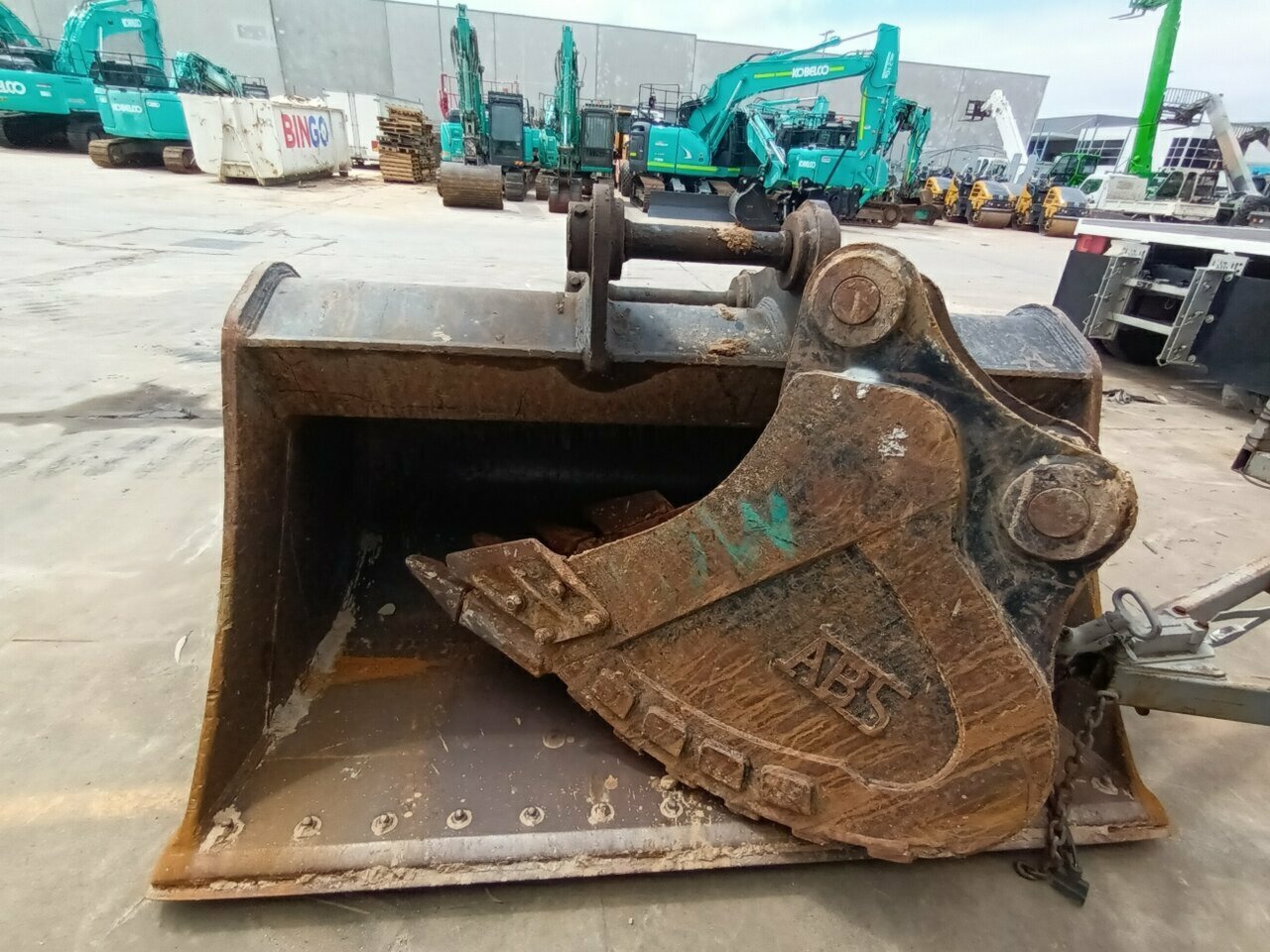 2020 KOBELCO SK270SRLC -5 EXCAVATOR