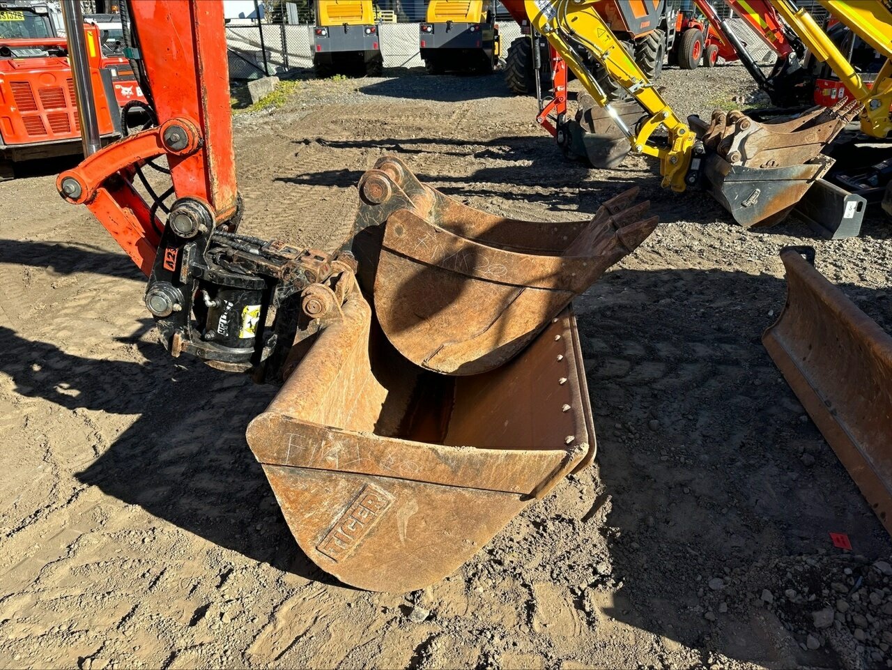 2000 KUBOTA KX080-3SGLA -3 EXCAVATOR