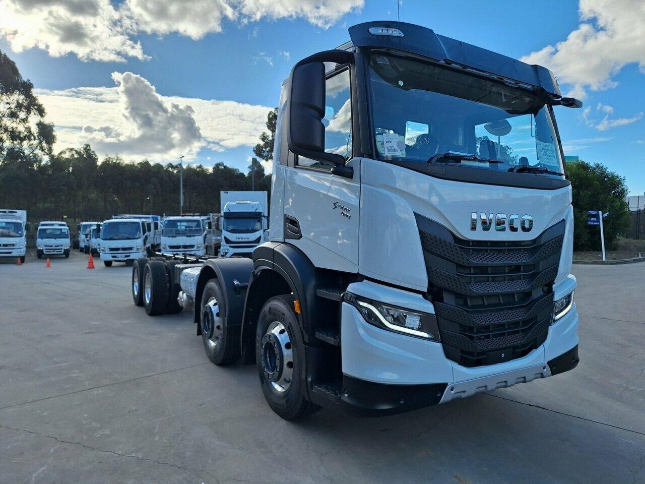 2023 IVECO S-WAY AD460 8X4 DAY CAB PRIME MOVER