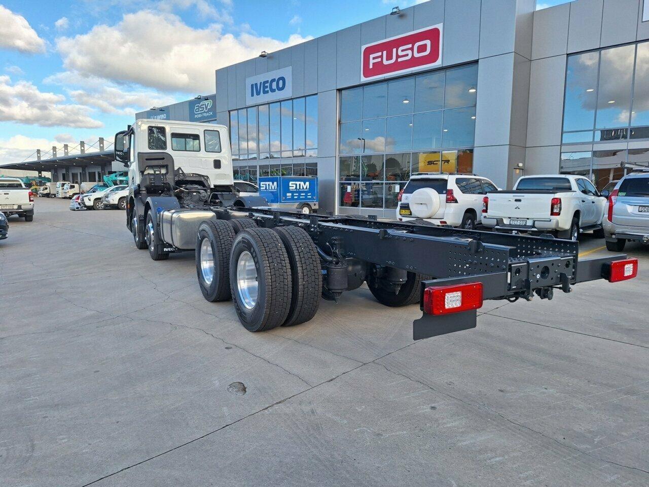 2023 IVECO S-WAY AD460 8X4 DAY CAB PRIME MOVER