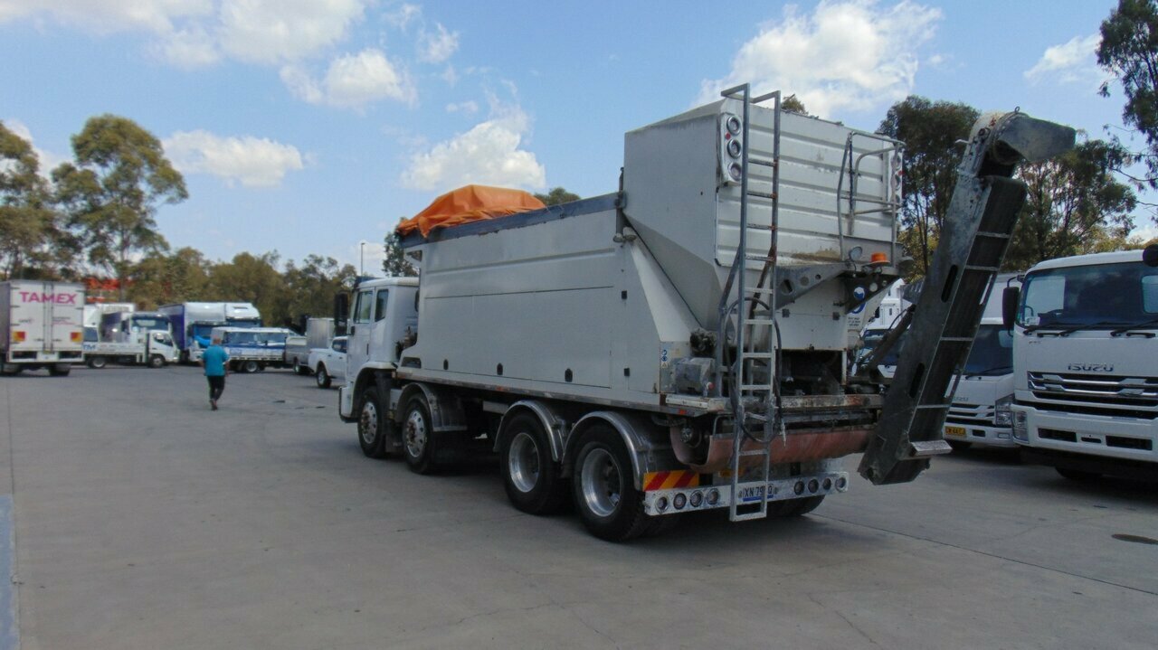2018 IVECO ACCO TRUCK