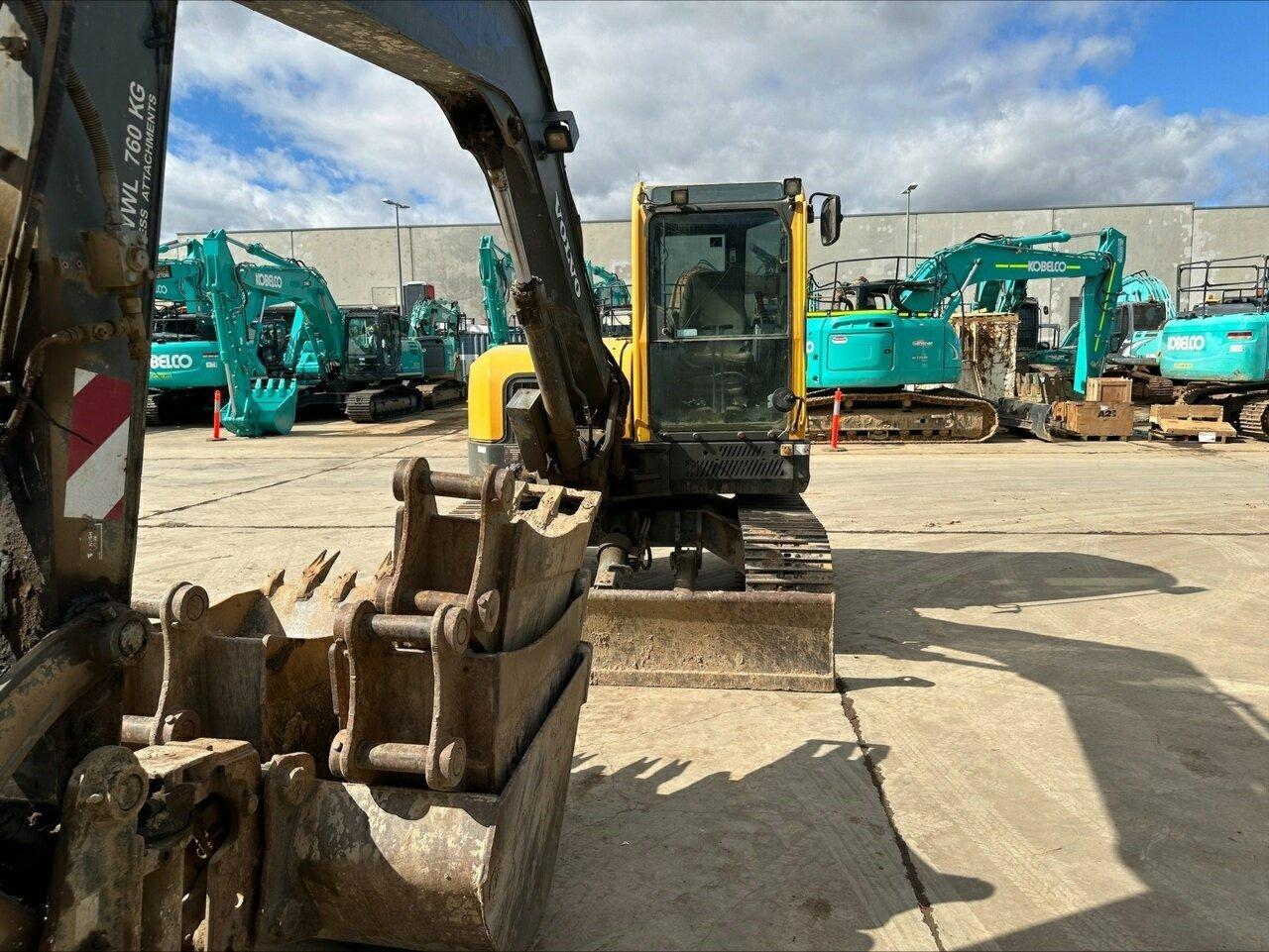 2013 VOLVO ECR88 AIRCAB EXCAVATOR