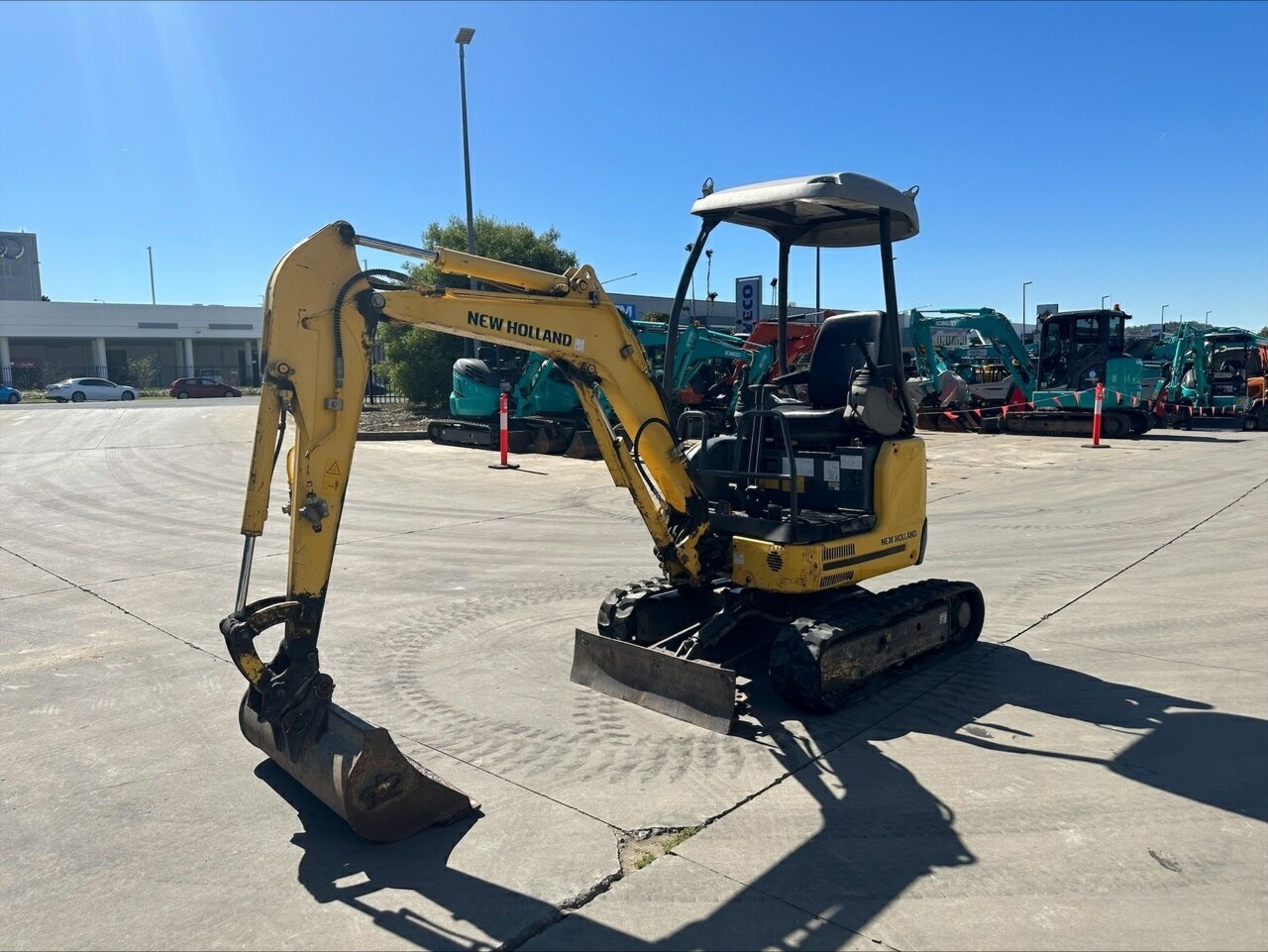 2013 NEW HOLLAND E18SR CANOPY EXCAVATOR