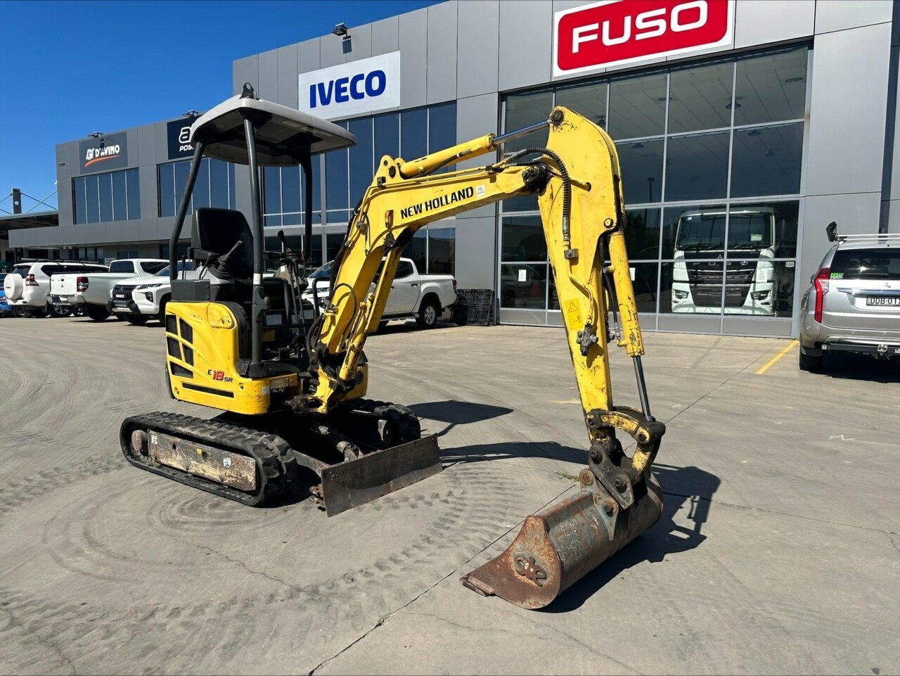 2013 NEW HOLLAND E18SR CANOPY EXCAVATOR