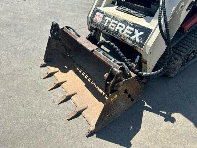2015 TEREX CORPORATION PT30 SKIDSTEER LOADER