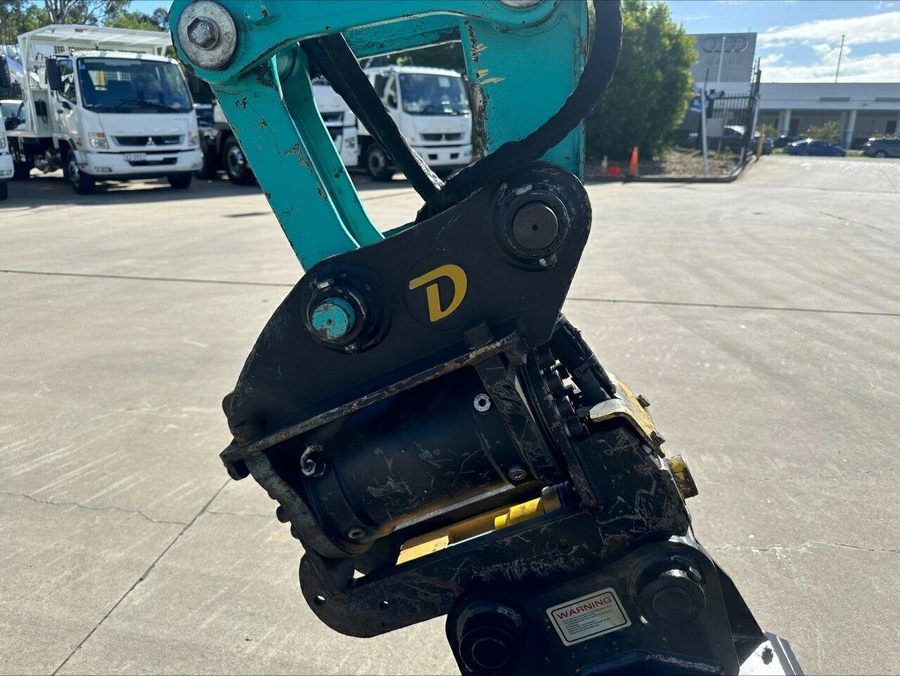 2017 KOBELCO SK55SRX-6 AIRCAB EXCAVATOR