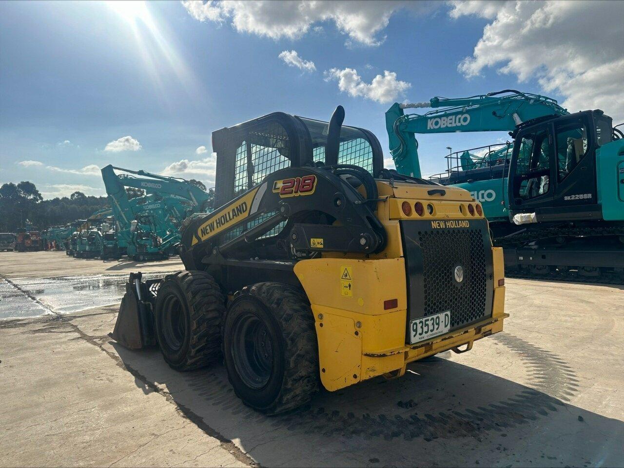 2017 NEW HOLLAND L218 LOADER