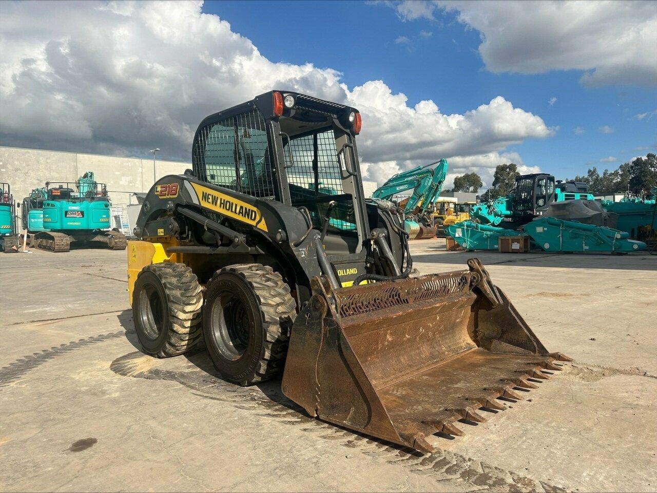2017 NEW HOLLAND L218 LOADER