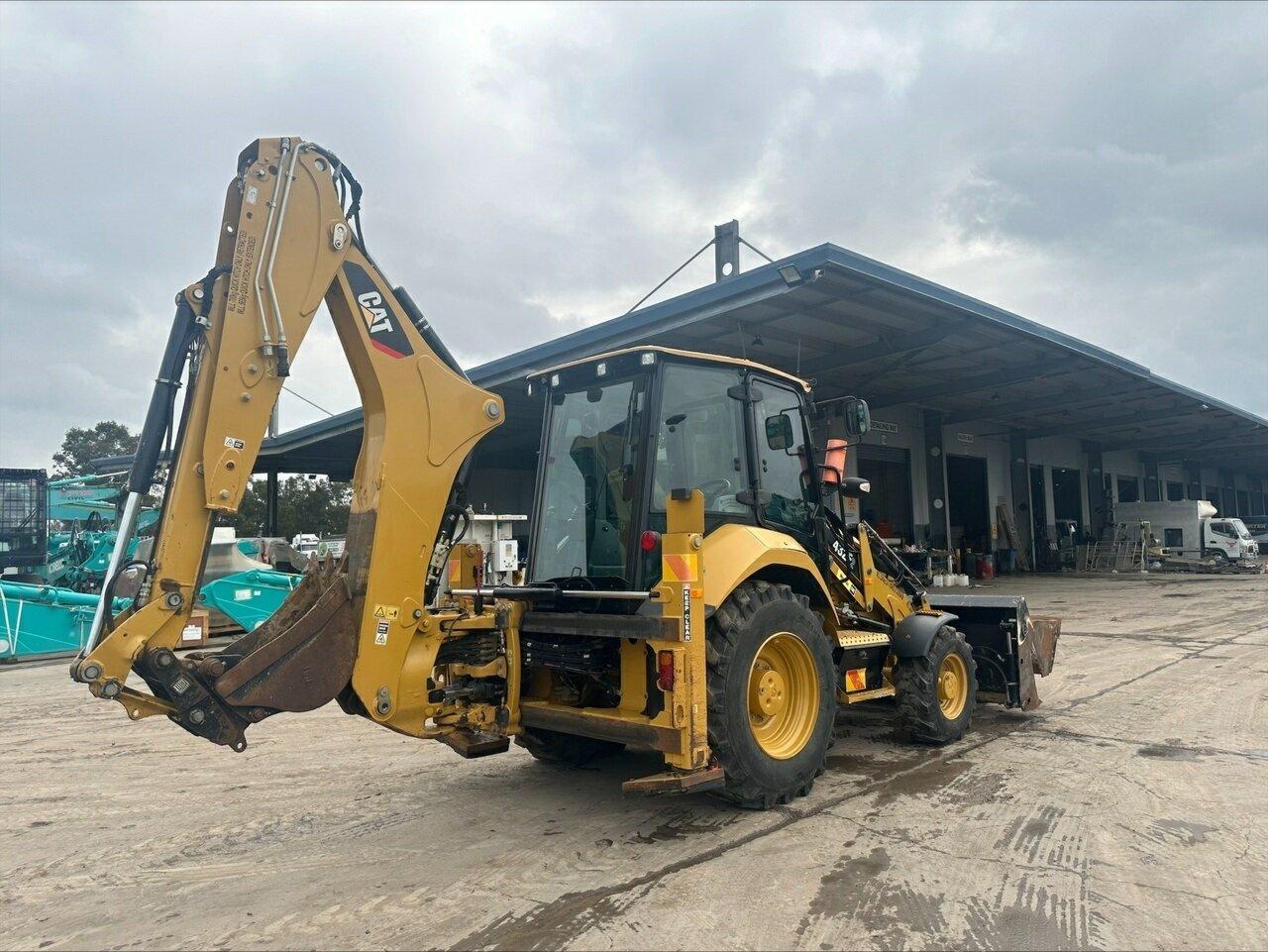 2018 CATERPILLAR 432F2 EXCAVATOR
