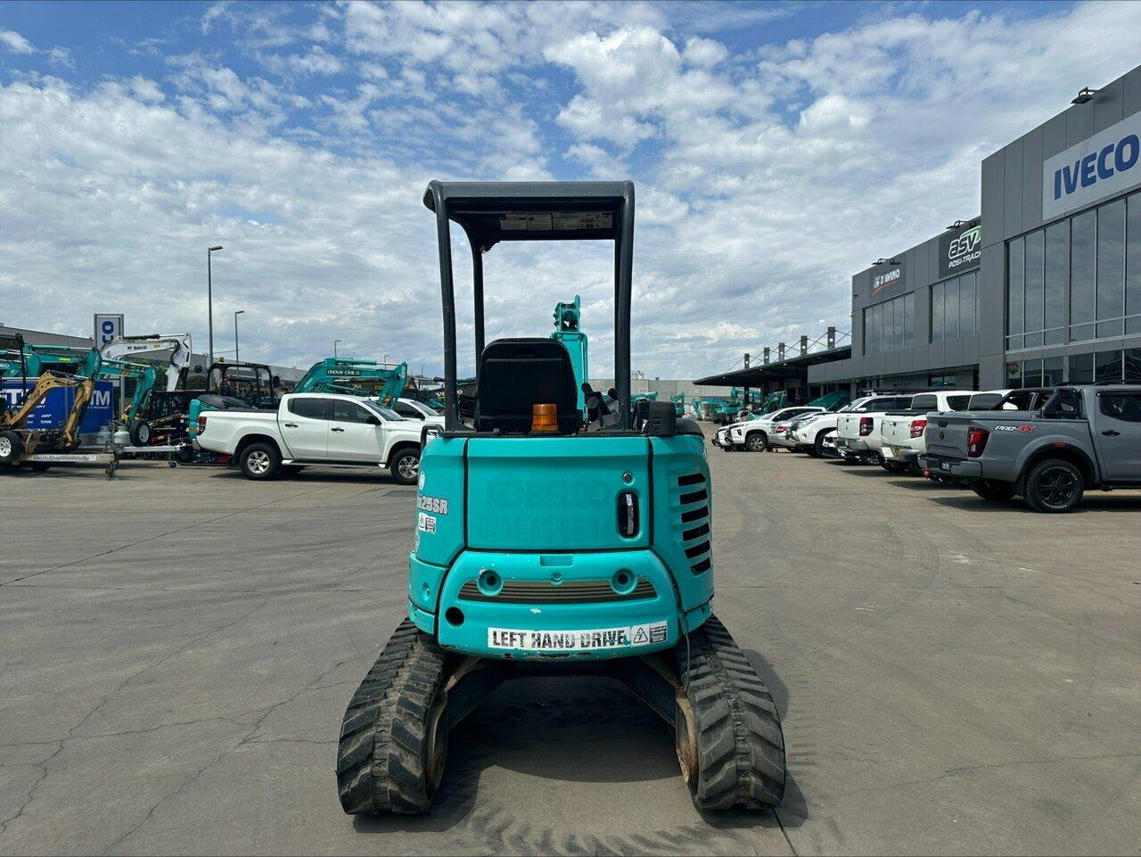 2016 KOBELCO SK25SR-6 EXCAVATOR