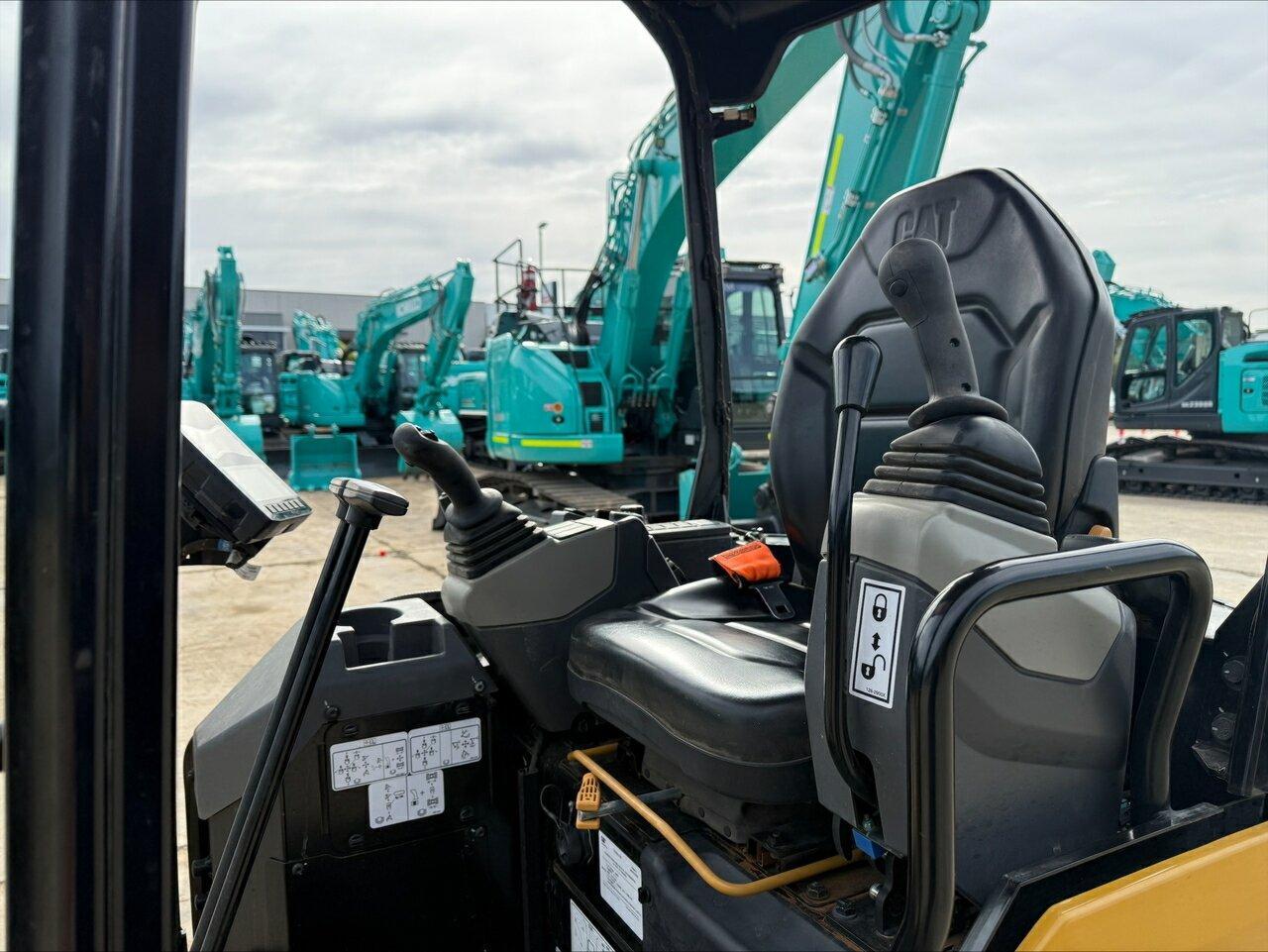 2023 CATERPILLAR 301.5 EXCAVATOR