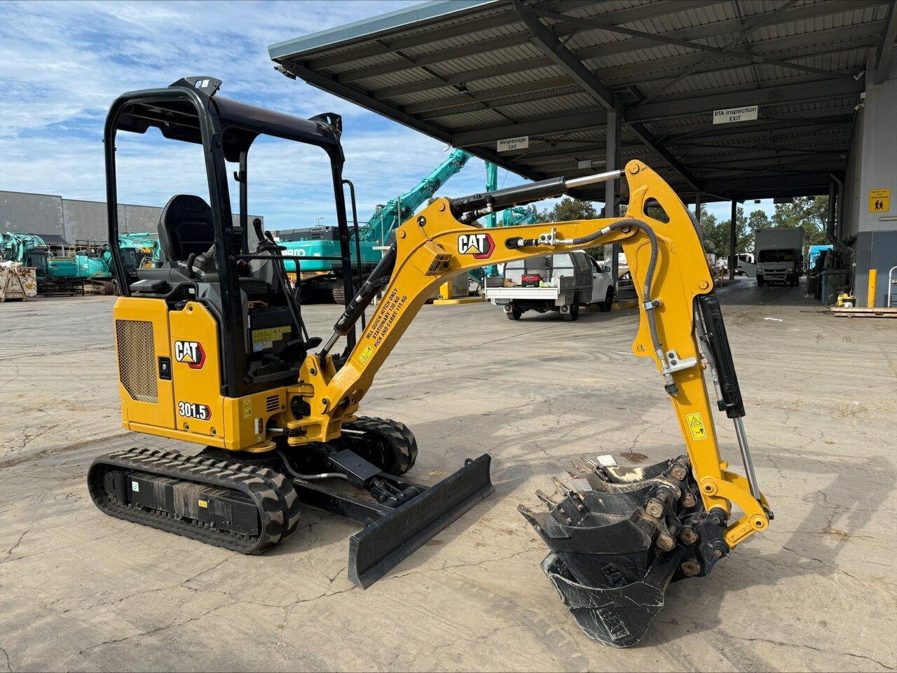 2023 CATERPILLAR 301.5 EXCAVATOR