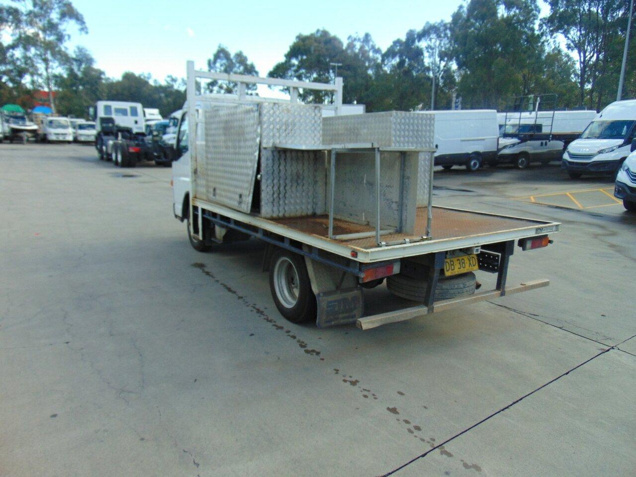 2021 FUSO CANTER 515 TRAY