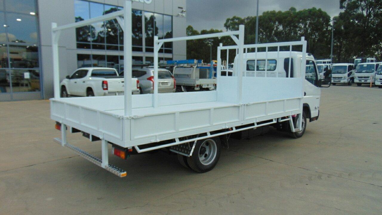 2025 FUSO CANTER 515 4x2 TRAY