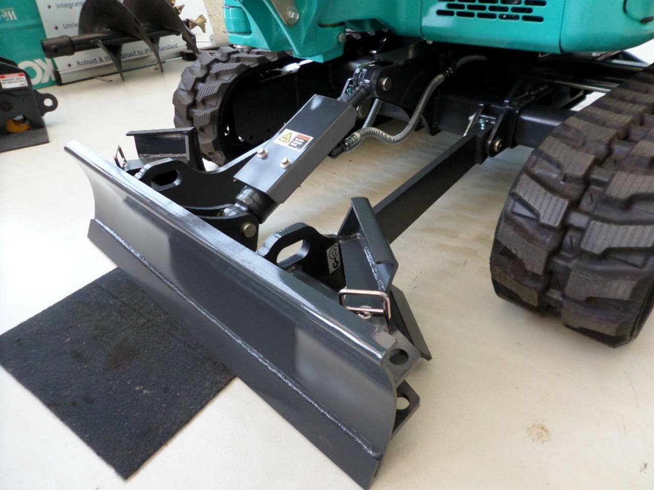 KOBELCO SK17SR