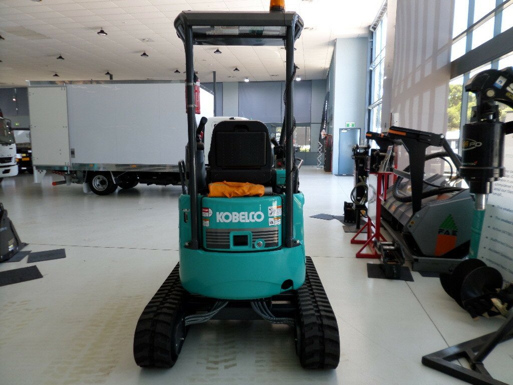 KOBELCO SK17SR