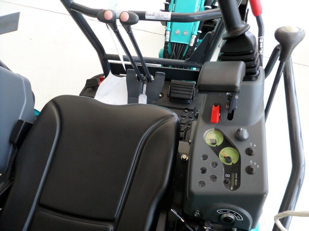 KOBELCO SK17SR