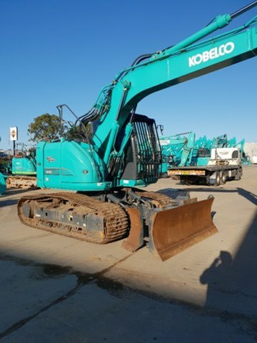 2015 KOBELCO ED160