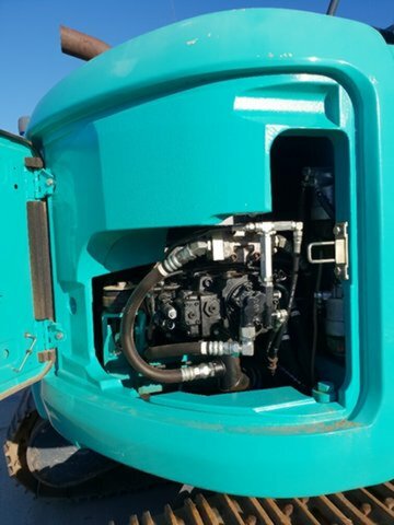2015 KOBELCO ED160