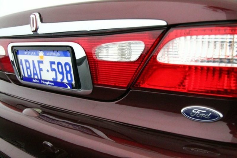 1997 FORD FAIRLANE GHIA NL