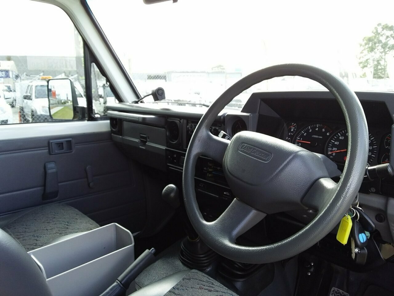 2008 TOYOTA LANDCRUISER VDJ78R 5 SP MANUAL 3D WAGON