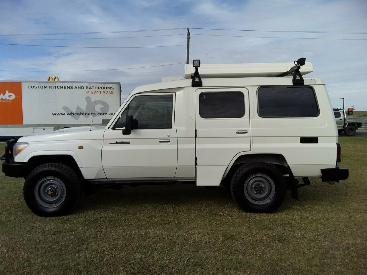 2008 TOYOTA LANDCRUISER VDJ78R 5 SP MANUAL 3D WAGON