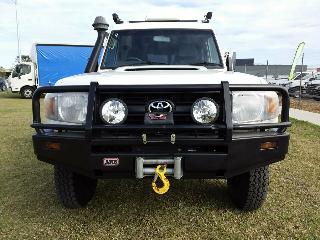 2008 TOYOTA LANDCRUISER VDJ78R 5 SP MANUAL 3D WAGON