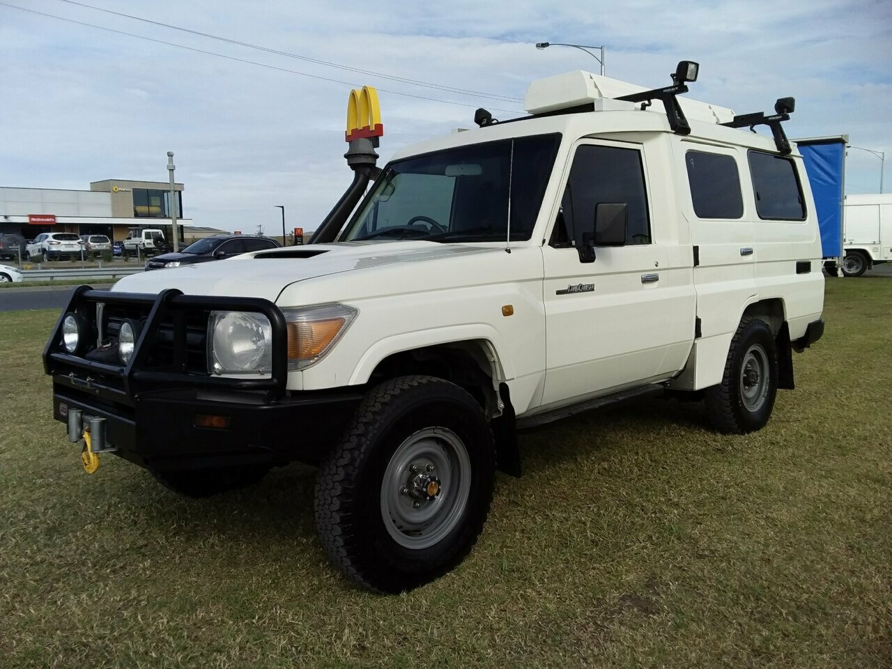 2008 TOYOTA LANDCRUISER VDJ78R 5 SP MANUAL 3D WAGON