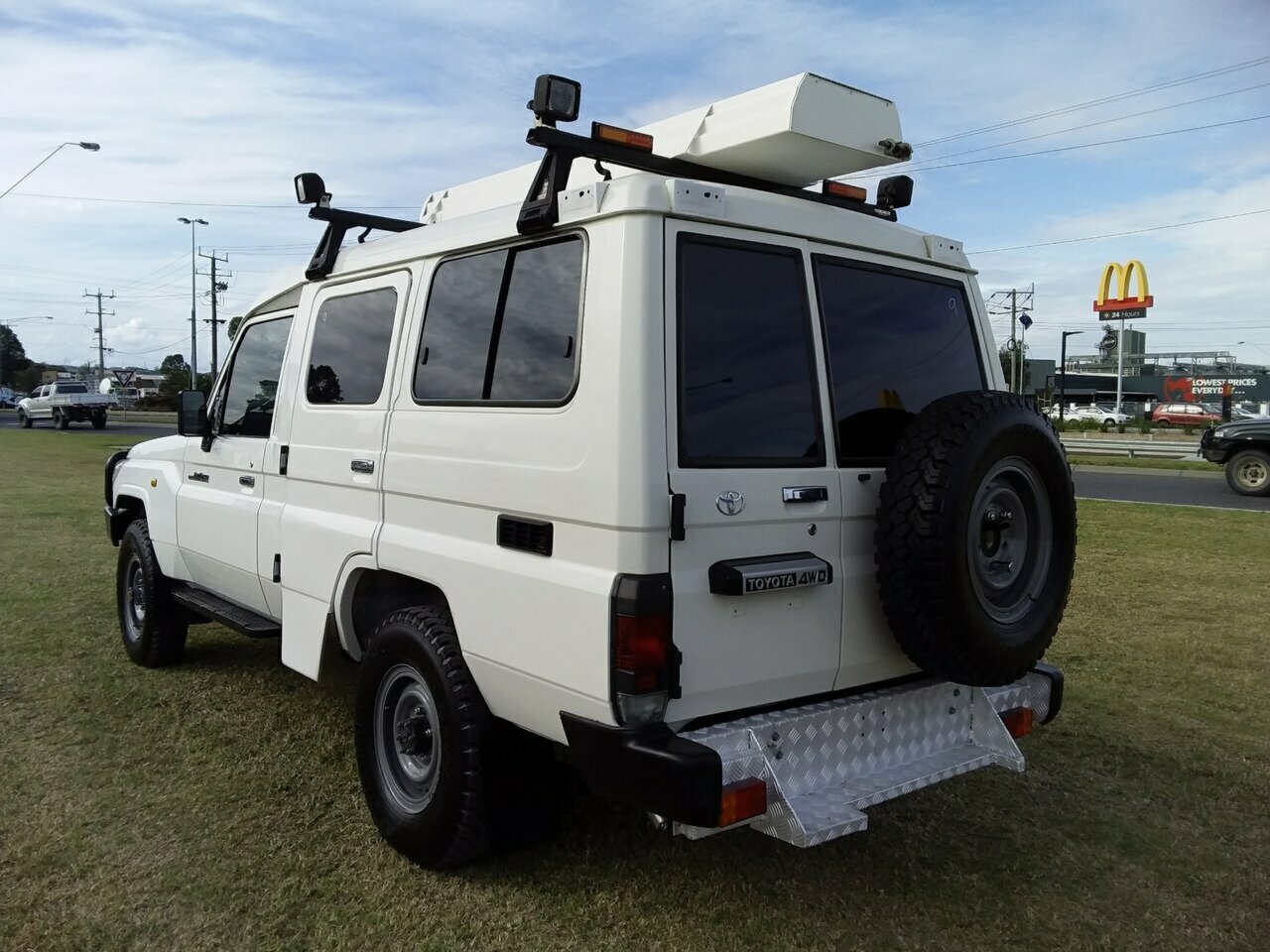 2008 TOYOTA LANDCRUISER VDJ78R 5 SP MANUAL 3D WAGON