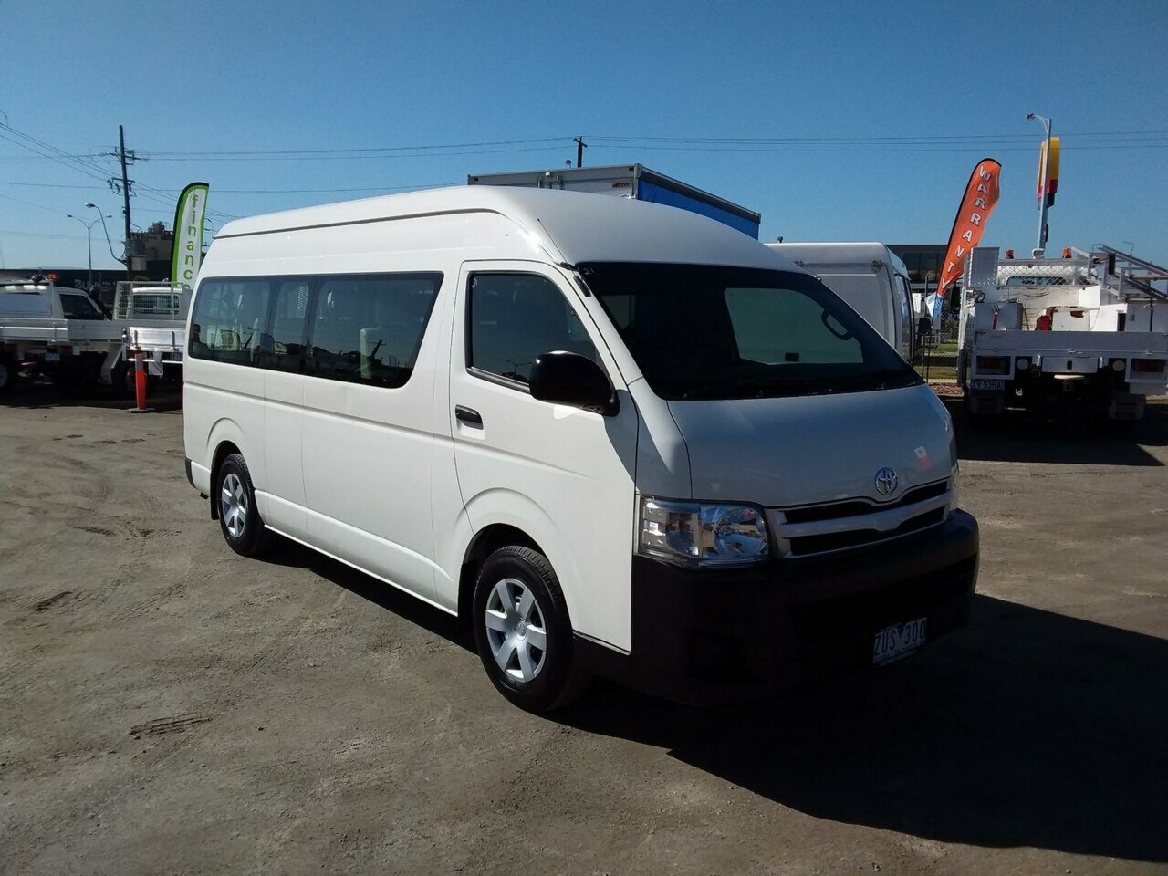 2013 TOYOTA HIACE KDH223R MY12 5 SP MANUAL 5D BUS