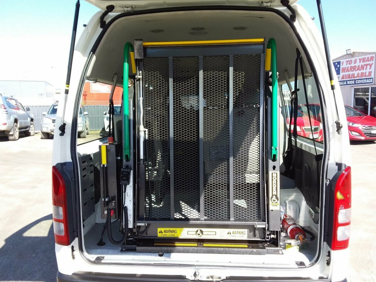 2013 TOYOTA HIACE KDH223R MY12 5 SP MANUAL 5D BUS
